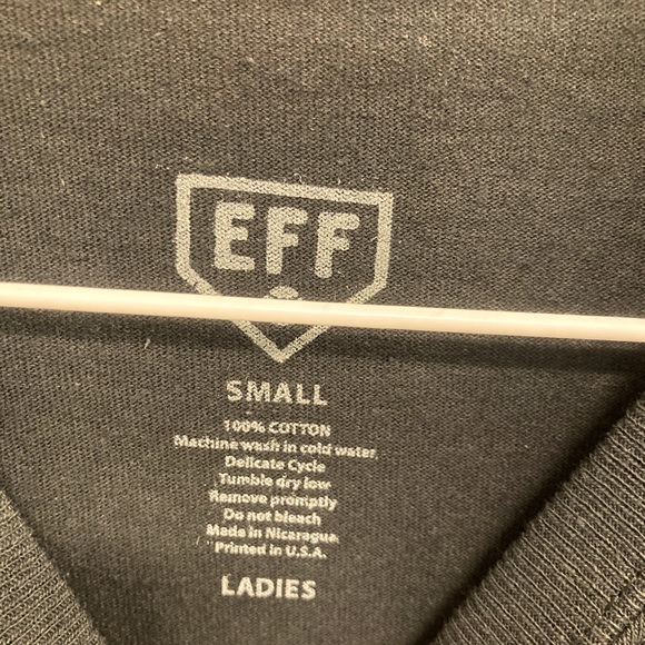 Ebbets Field Flannels NWOT women’s black T-shirt small Music Maids - Picture 3 of 3